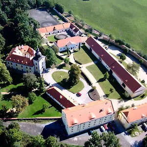 Pytloun Chateau Ctěnice **** Praha